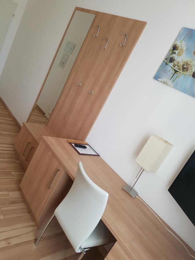 Hotel Lenau Stockerau Ngoại thất bức ảnh